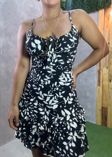 Vestido Romântico curto rodado PROMO