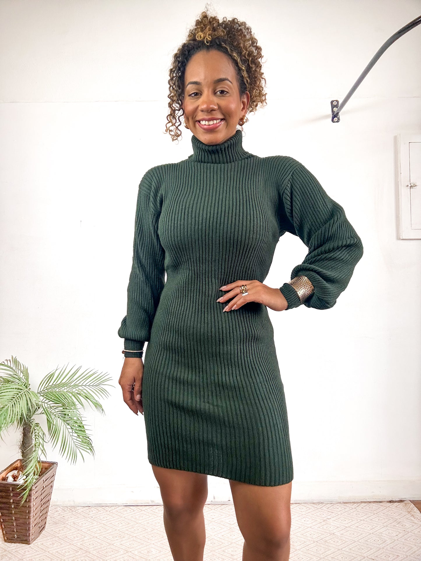 vestido tricô modal mousse manga bufante gola alta