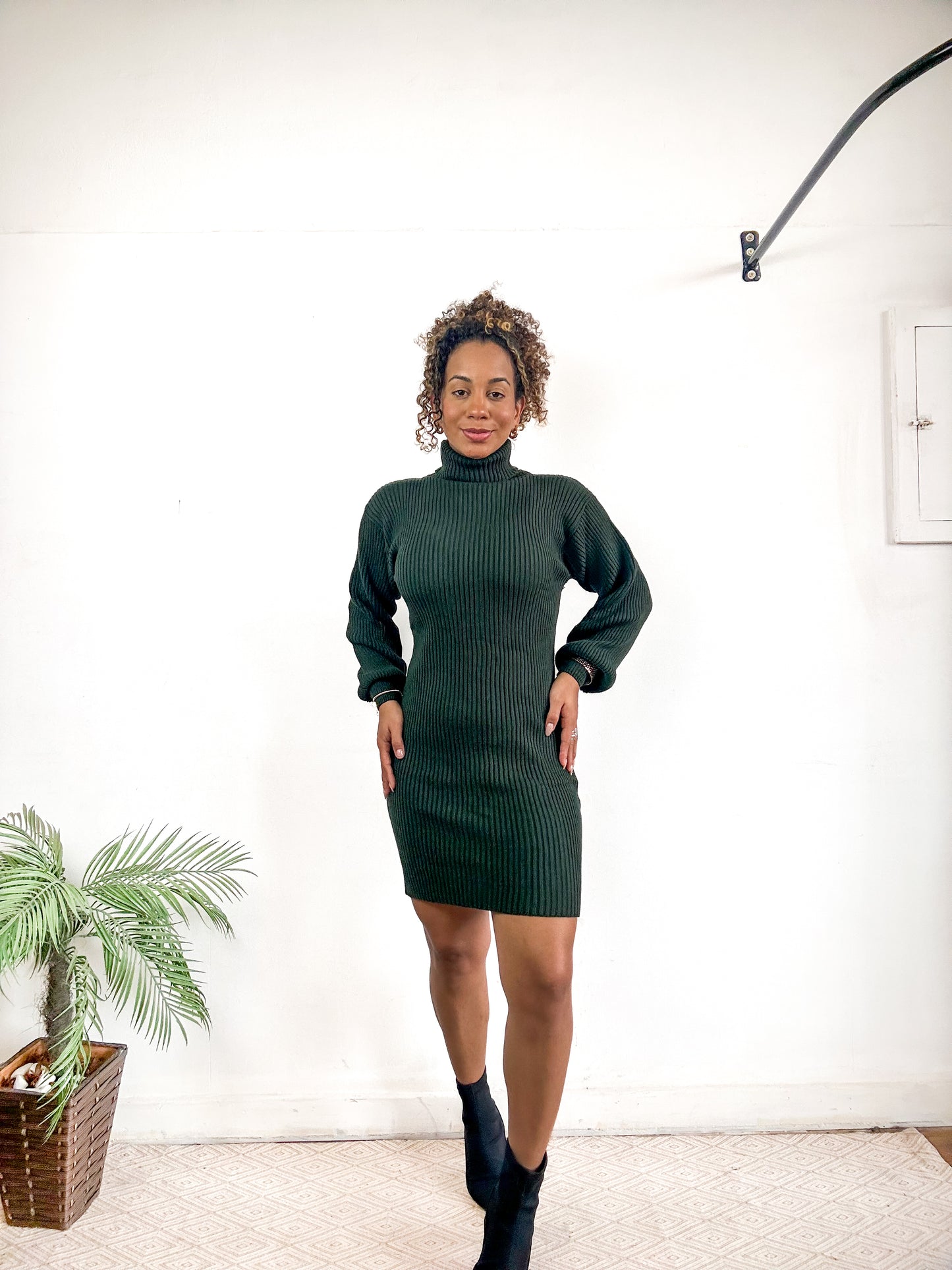 vestido tricô modal mousse manga bufante gola alta
