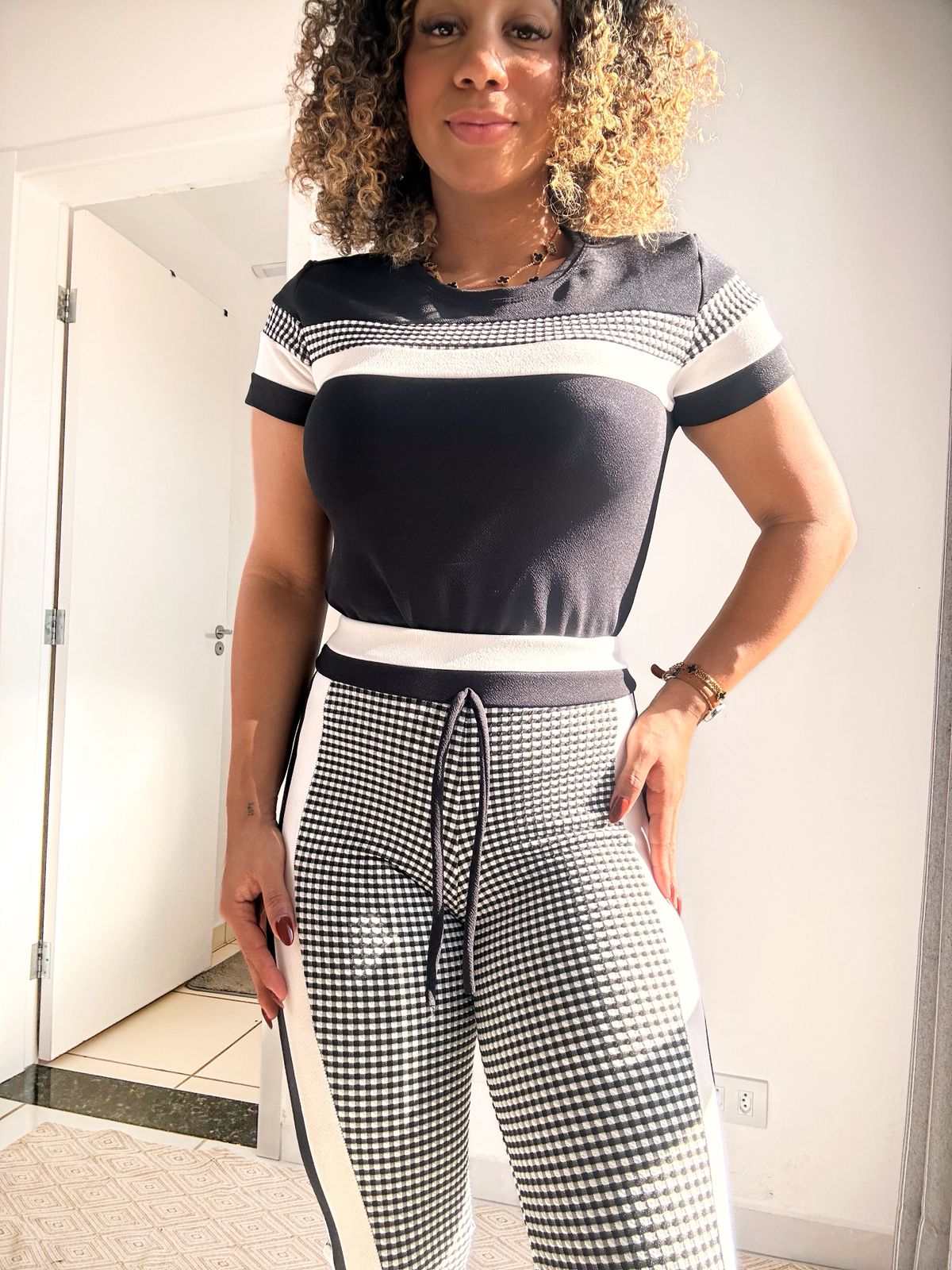 Conjunto calça e blusinha PROMO