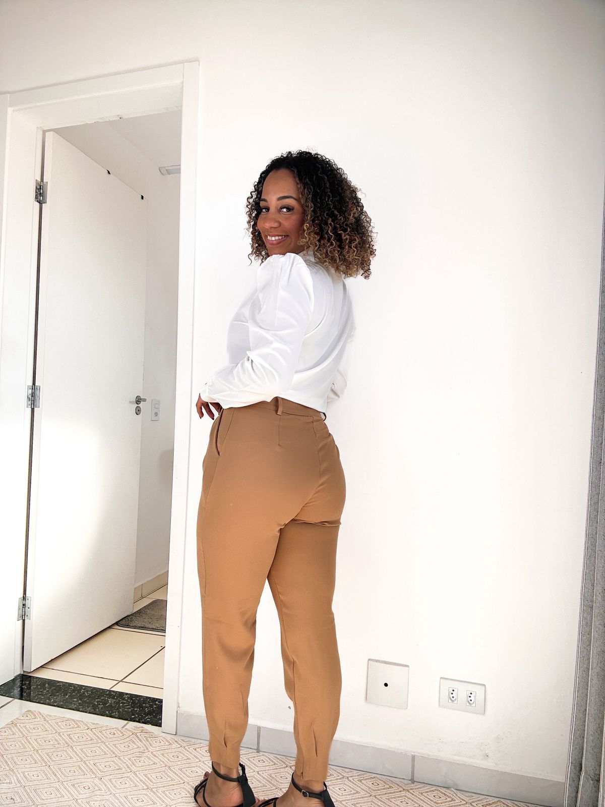 Calça alfaiataria PROMO