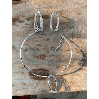 kit conjunto colar+brinco ondulado forma abstrata
