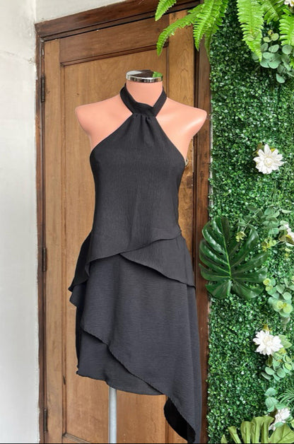 Vestido assimétrico camadas babados