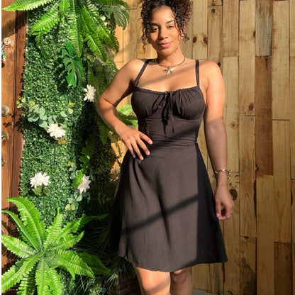 vestido corset romântico curto alça amarração na cintura