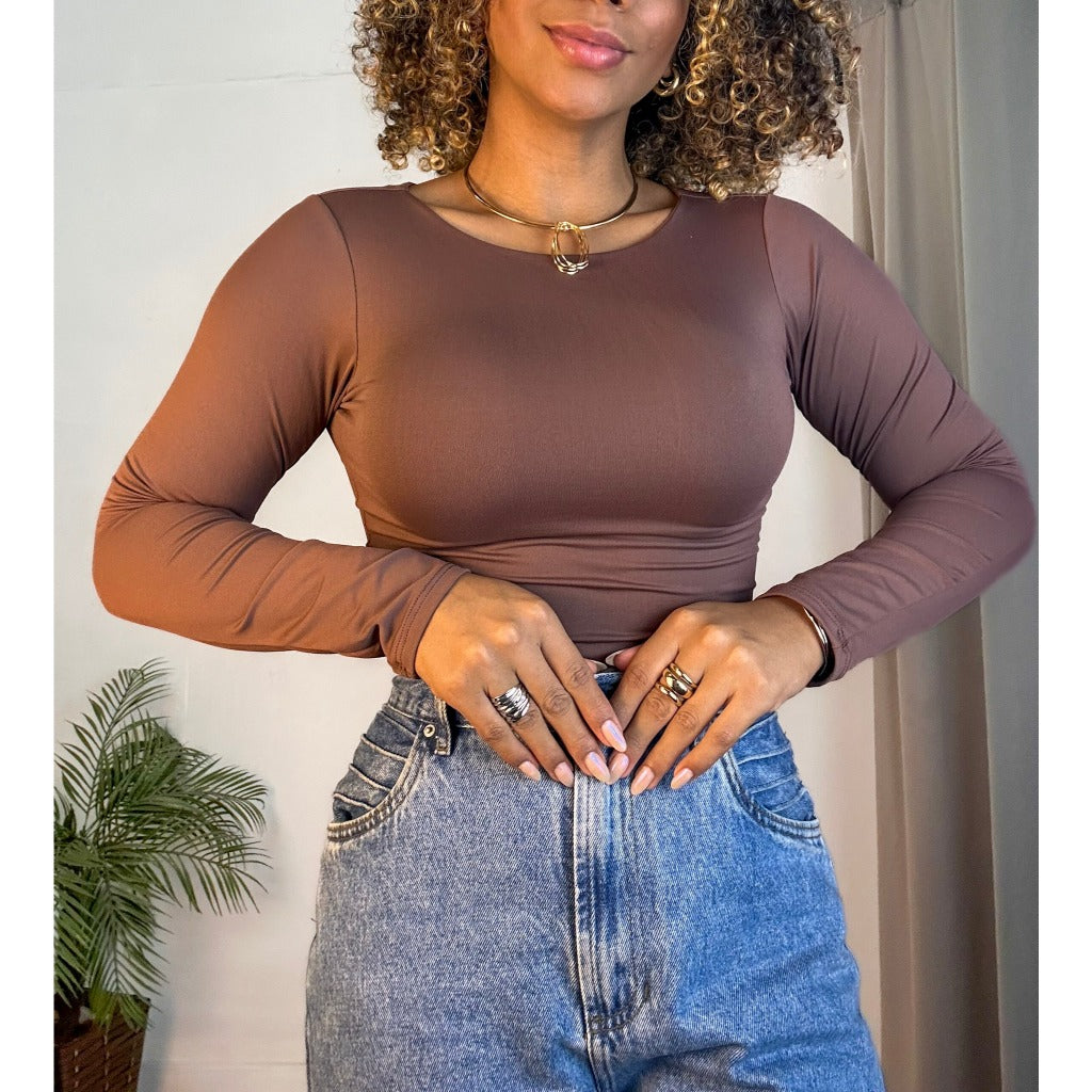 body poliamida sem decote manga longa