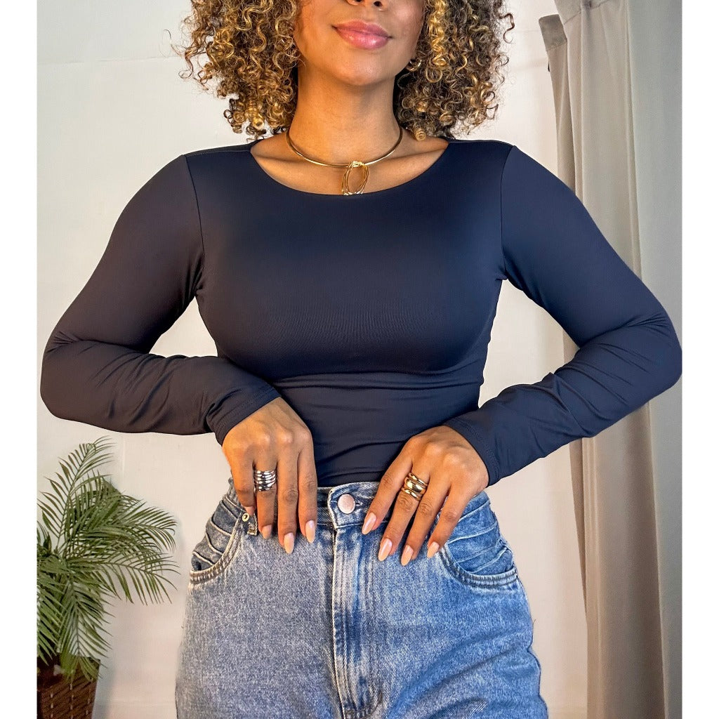 body poliamida sem decote manga longa