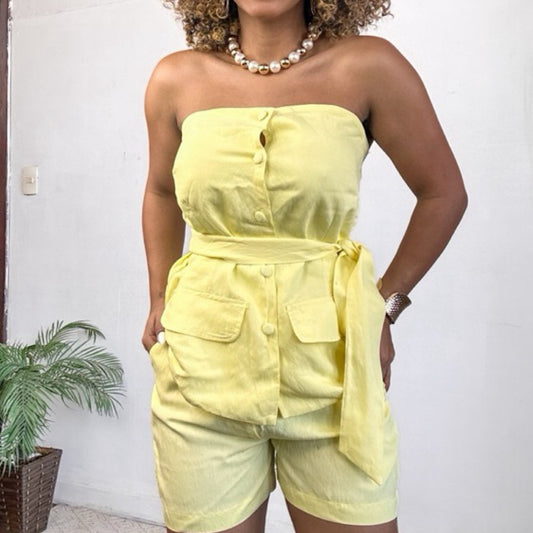 conjunto alfaiataria botoes  short e blusa com cinto PROMO